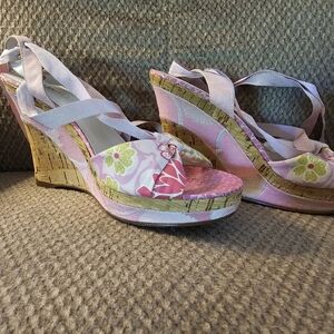 Coach, size 8 ribbon lace up wedges